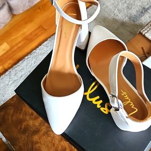 LULU'S ELLAROSE OFF WHITE STRAPPED STACK HEEL, SIZE 8.5